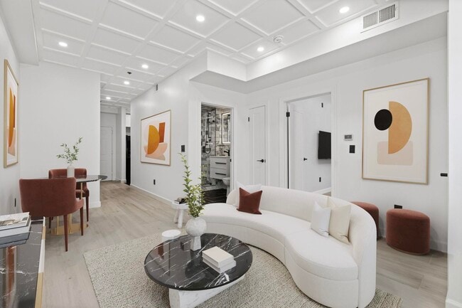 Building Photo - 318 54th St Unit 1H