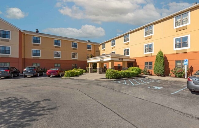 Photo - Furnished Studio-Buffalo - Amherst