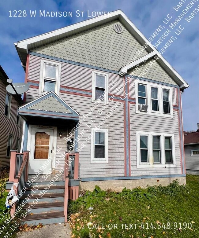 Building Photo - 1228 W Madison St