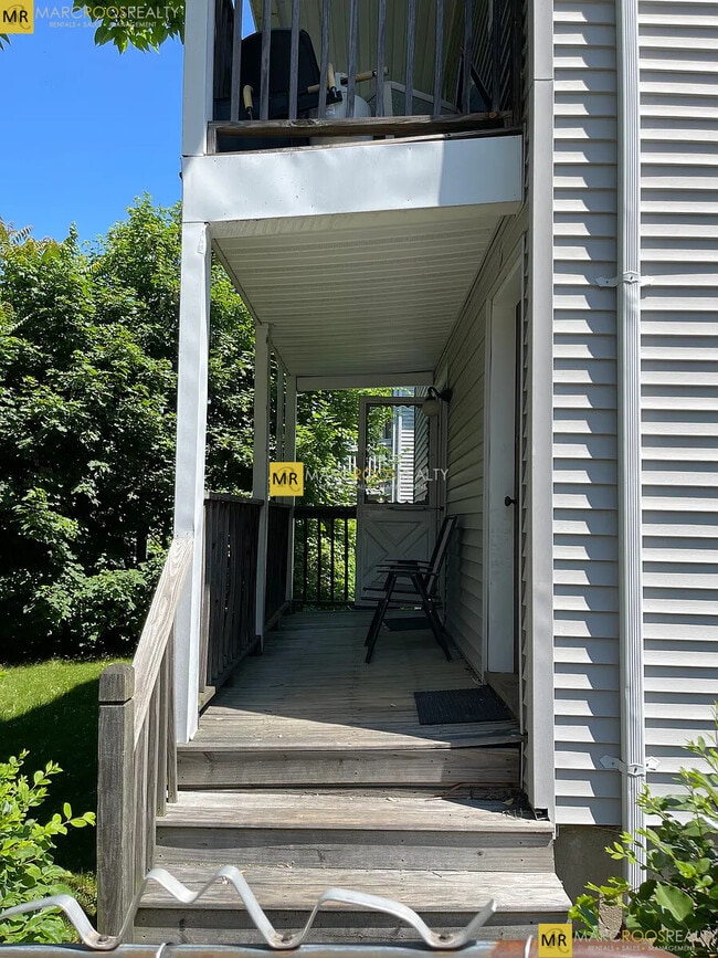 Photo - 2 Mission St