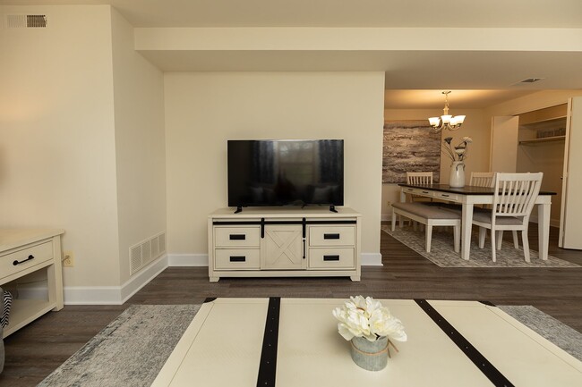 Chapel Valley Townhomes