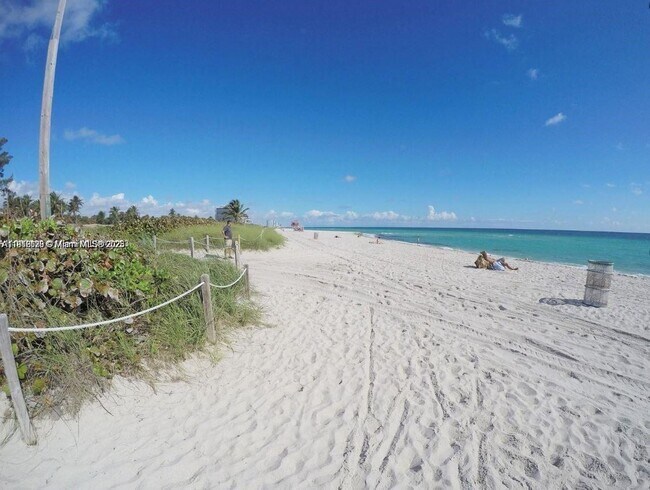 Photo - 540 74th St Unit 14