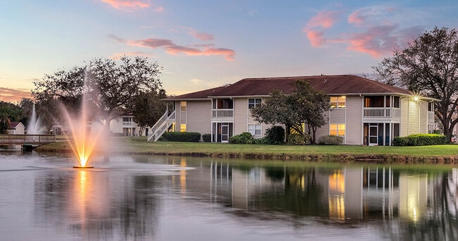 Promenade at Summer Trace Apartments