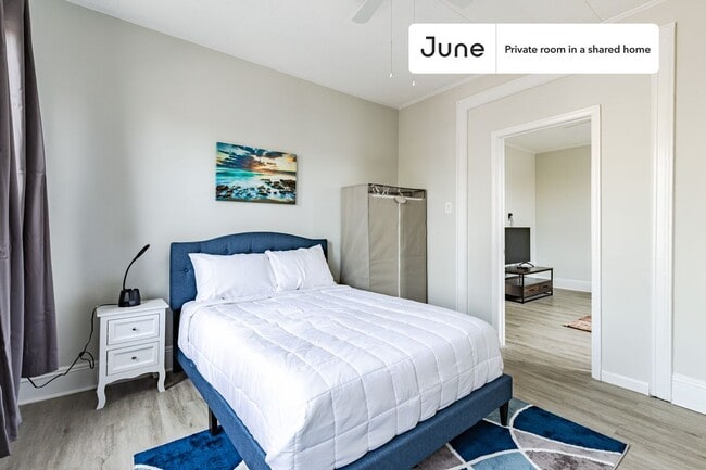 Photo - Room in Shared 3 bed/1 bath home Unit B