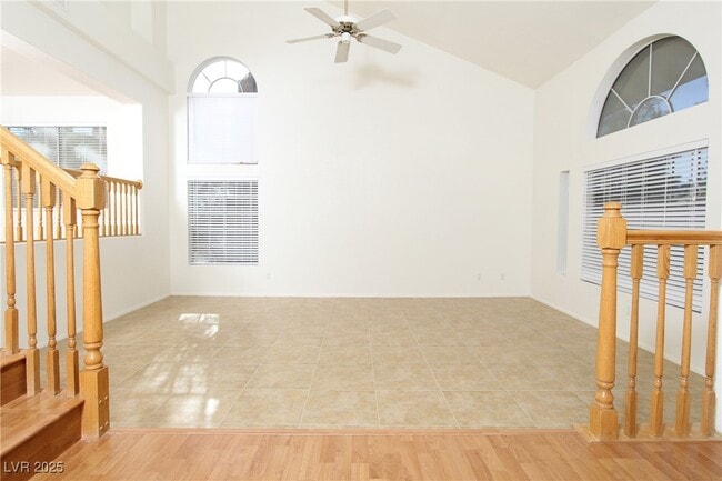 Photo - 2830 Via Stella St