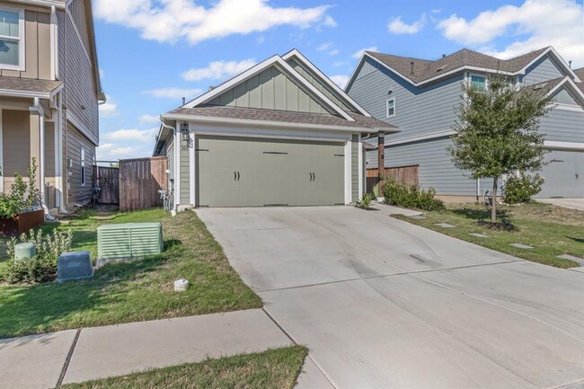 Photo - 308 Majestic Cedar Ct