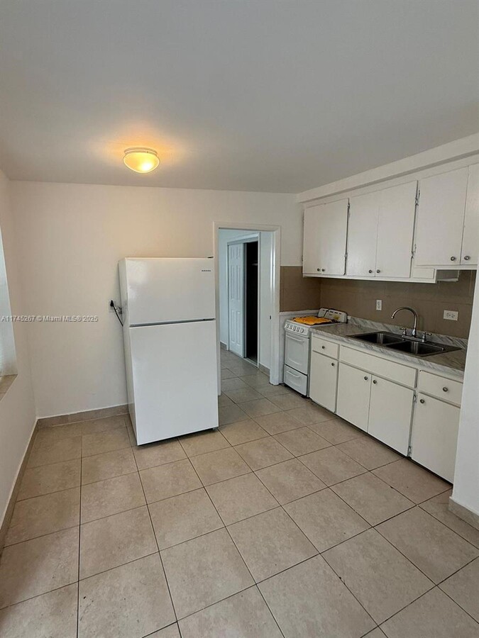 Photo - 1279 NE 110th St Apartment Unit 1