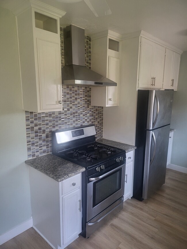 Photo - 3606 W 105th St House