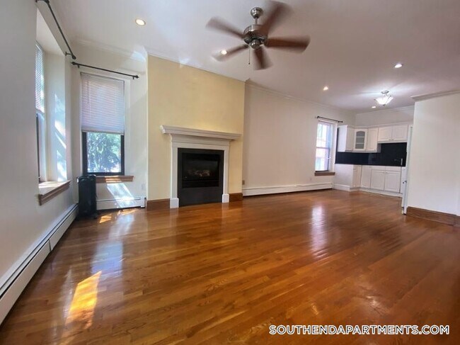 13 Worcester St Unit 2