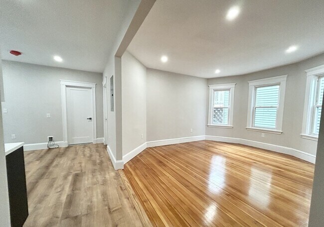 Photo - 19 Sudan St Unit 2