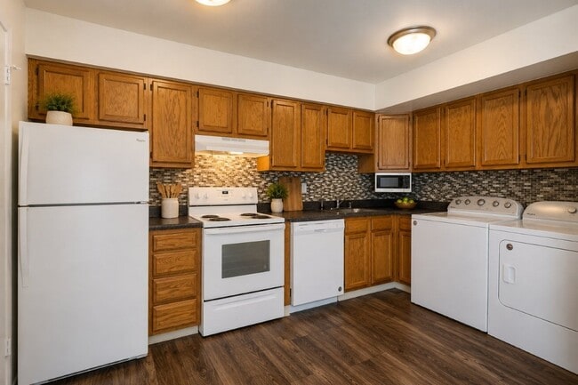 The Townhomes at Diamond Ridge