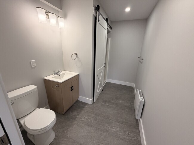 Photo - 1 ELM COURT Unité 2