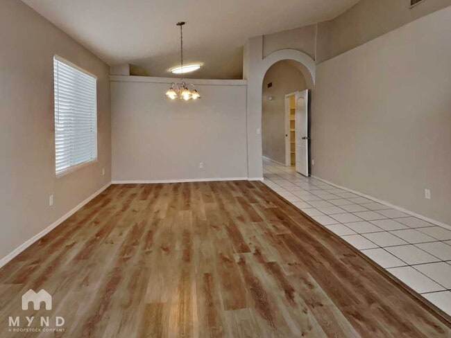 Photo - 1045 W Todd Dr