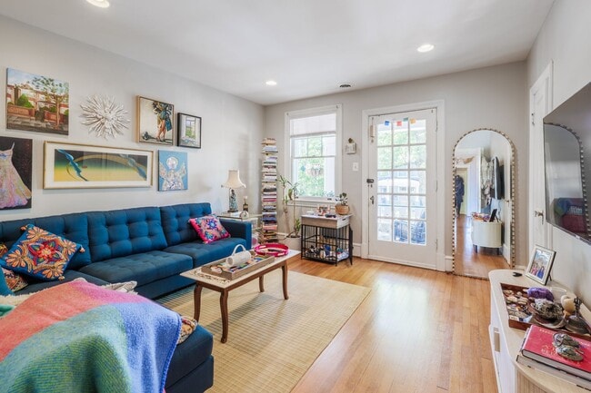 Photo - 3322 Stuart Ave Unidad 3322 Stuart Avenue #2