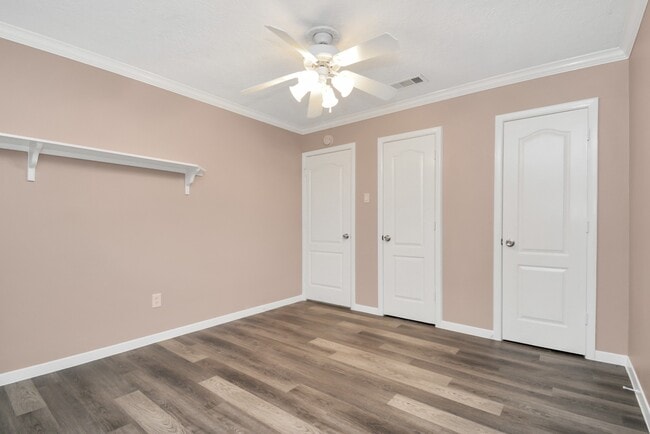 Photo - 1906 Airline Dr