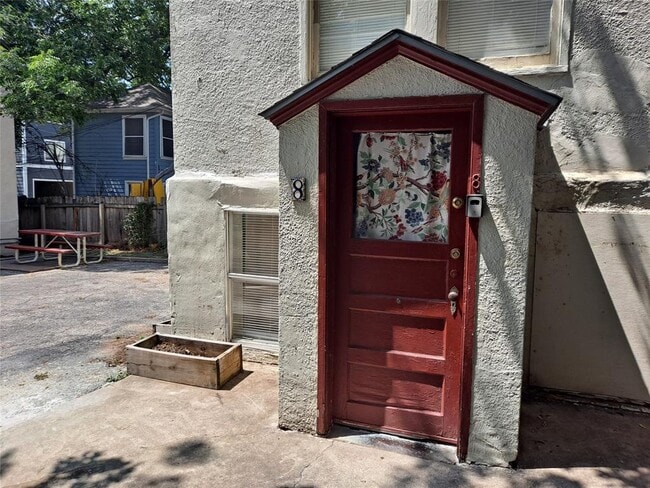 Photo - 1906 San Gabriel St Unit 8