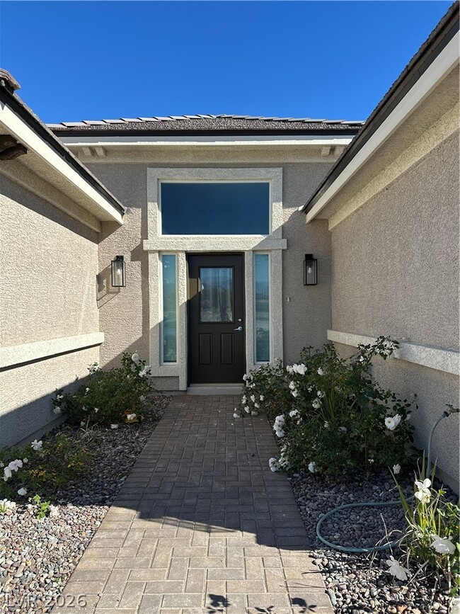 Photo - 2570 Apricot Ln