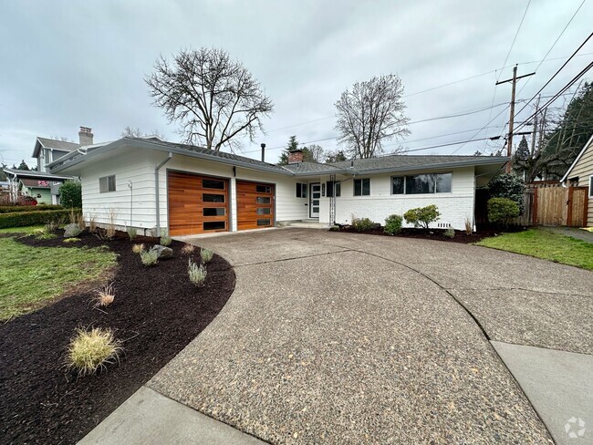 Building Photo - Tasteful, upgraded, remodeled ranch ramble... Rental