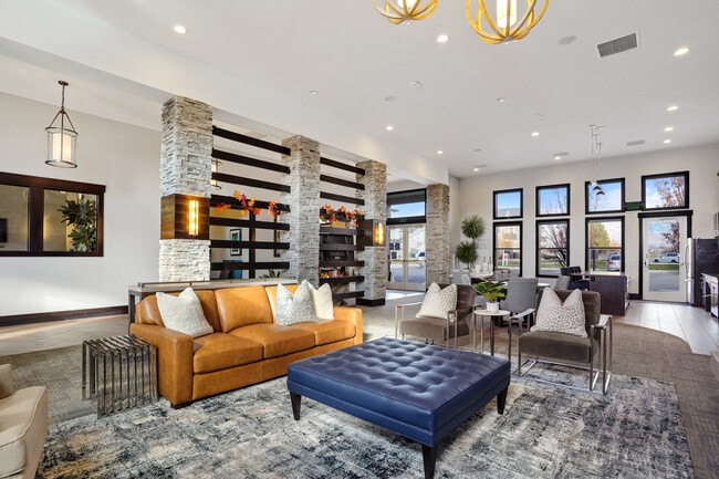 Clubhouse Lounge