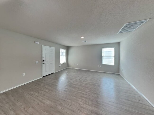 Photo - 13407 Ashworth Blvd