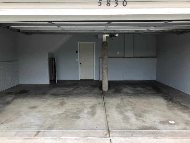 garage - 5830 Princess Margaret Dr