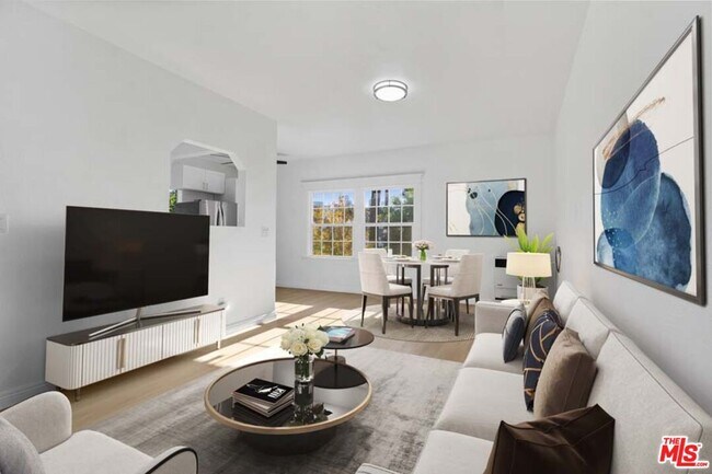 Photo - 1125 S Lake St Unidad 3