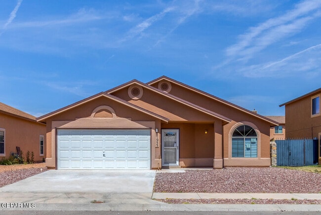 Photo - 11933 Mesquite Bush Dr House