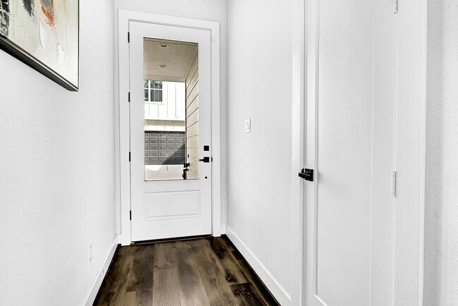 Photo - 5733 White Magnolia St.