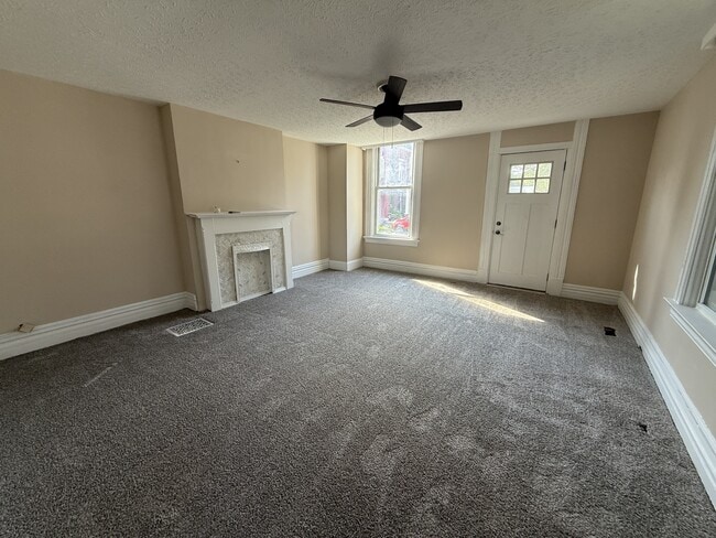 Photo - 101 Shelby St