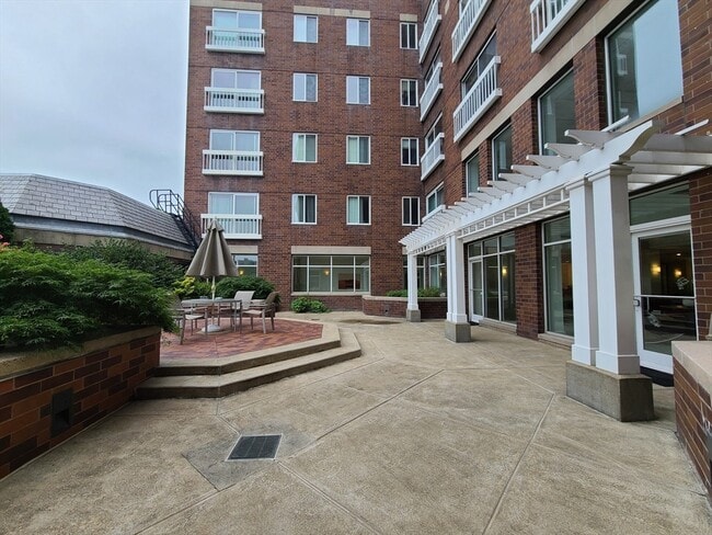 Photo - 950 Massachusetts Ave Unit 302