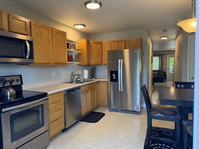 Building Photo - Welcome to your new home!