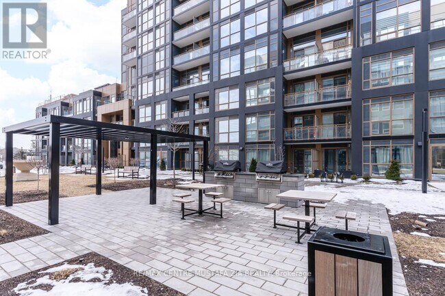 Photo - 2333 Khalsa Gate Unit 111