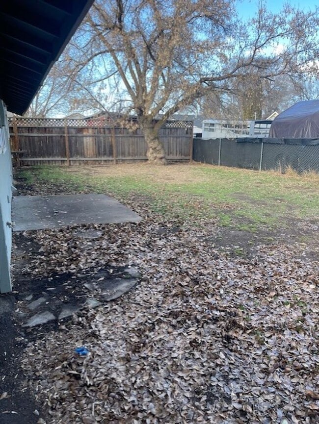 Photo - Hill-PM-022-0188- Hilyard Unit 3607