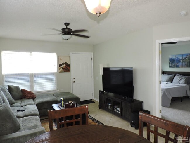 Photo - 3060 Flintlock Dr