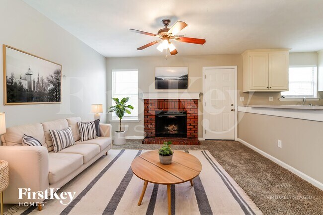Photo - 204 Whistleville Ct