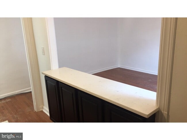 Photo - 1736 Pine St Unidad 3R