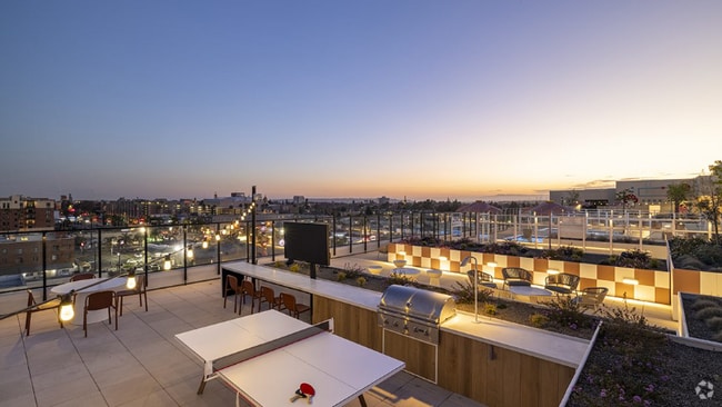 Building Photo - 2722 S Figueroa St Unit A Rental