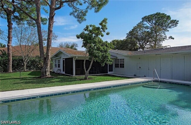 1281 Diana Ave