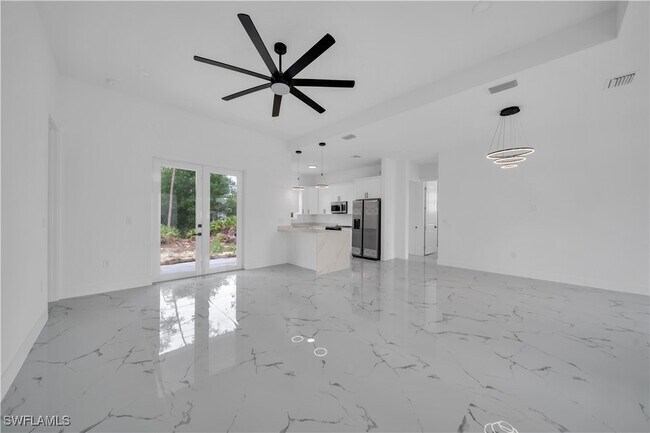 Photo - 1205 W 14th St