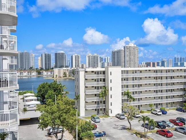Photo - 18021 Biscayne Blvd Unit 603