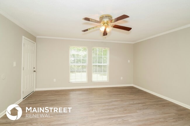 Photo - 2024 13th Way N