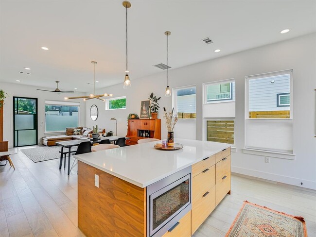 Photo - 5603 Samuel Huston Ave