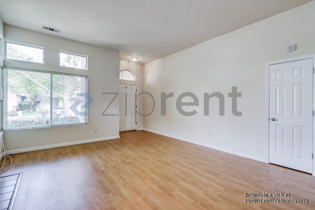 Photo - 2834 Prado Ln