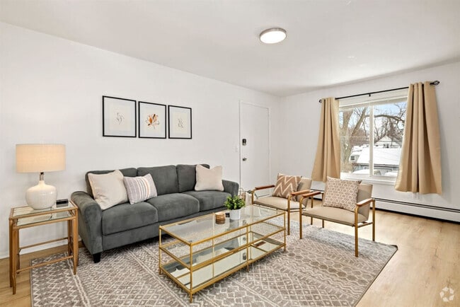 Building Photo - 22 2nd St Rental