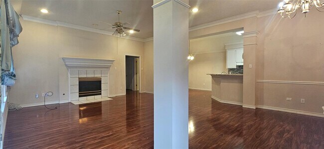 Photo - 1903 N Travis St