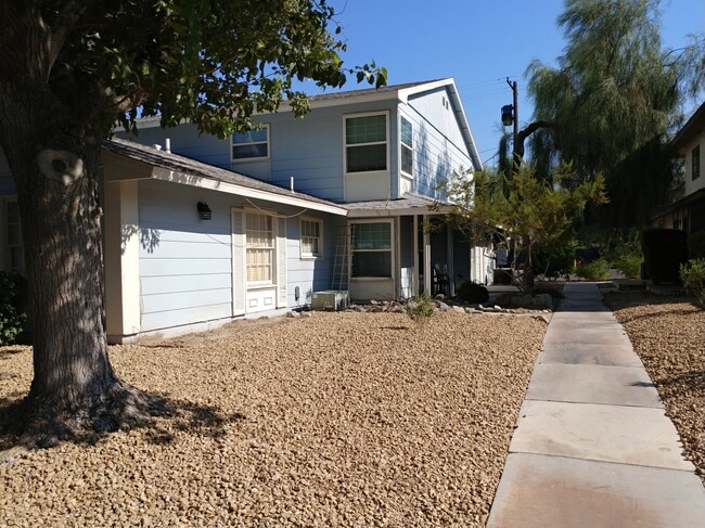 Building Photo - 1379 Dorothy Ave Unit 4 Rental