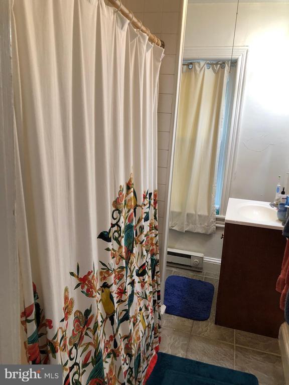 Photo - 167 W 7th Ave Unit 2