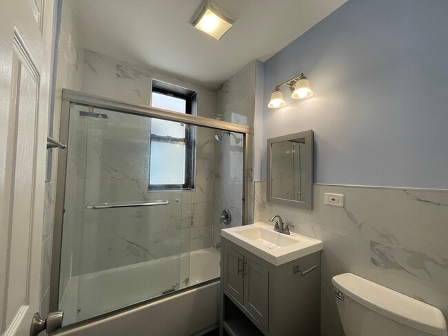 Photo - 1039 S Racine Ave Unit 3F