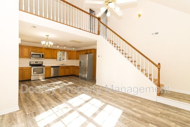 Photo - 1004 Roselawn Dr