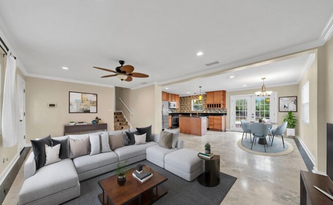 Photo - 536 Benning Dr